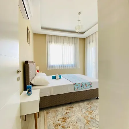 Villa Ozel Havuzlu F Celik Villalari